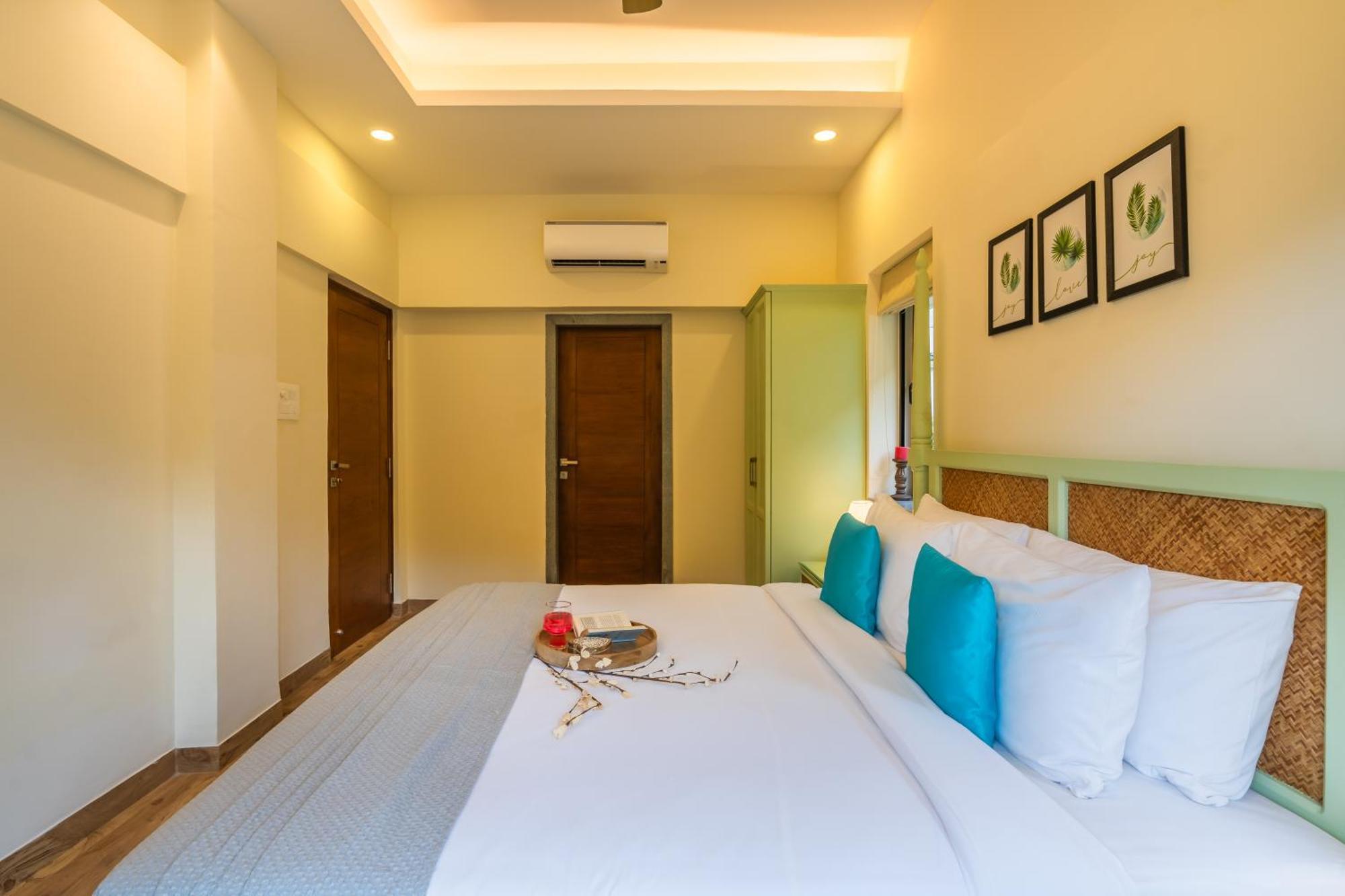 Elivaas 3 Bhk Pvt Pool & Bar - Villa Valerie Oxel Εξωτερικό φωτογραφία