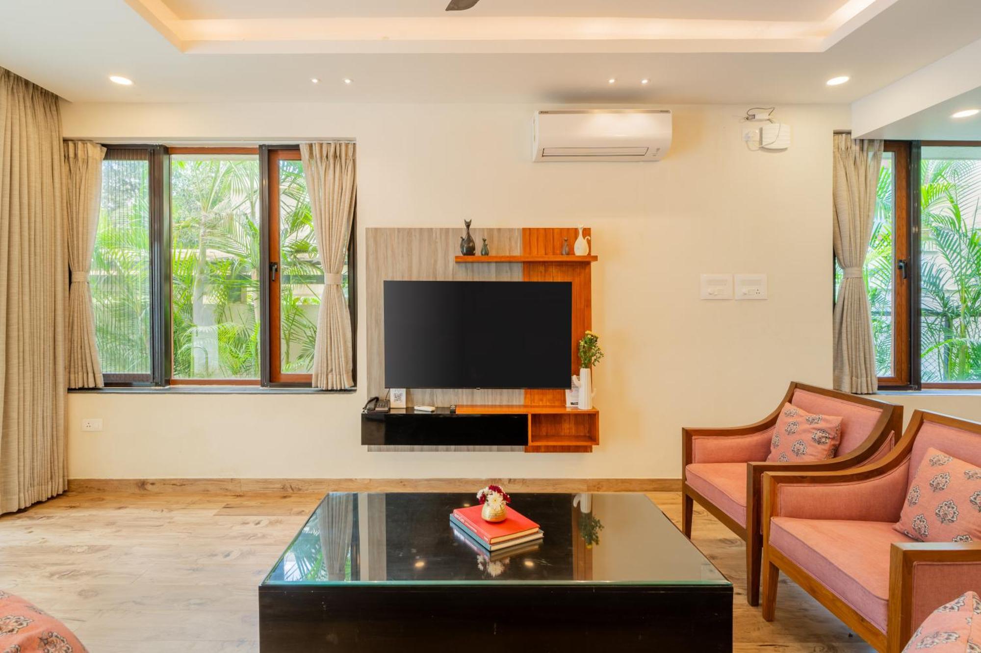 Elivaas 3 Bhk Pvt Pool & Bar - Villa Valerie Oxel Εξωτερικό φωτογραφία