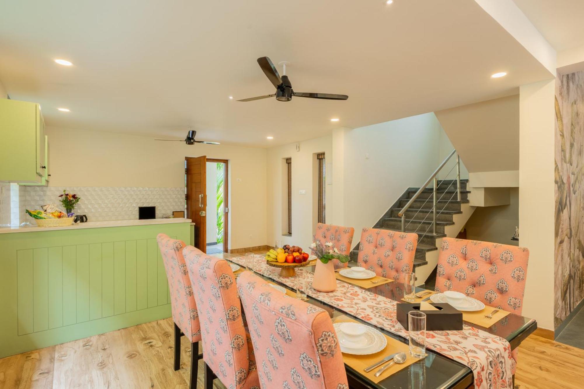 Elivaas 3 Bhk Pvt Pool & Bar - Villa Valerie Oxel Εξωτερικό φωτογραφία